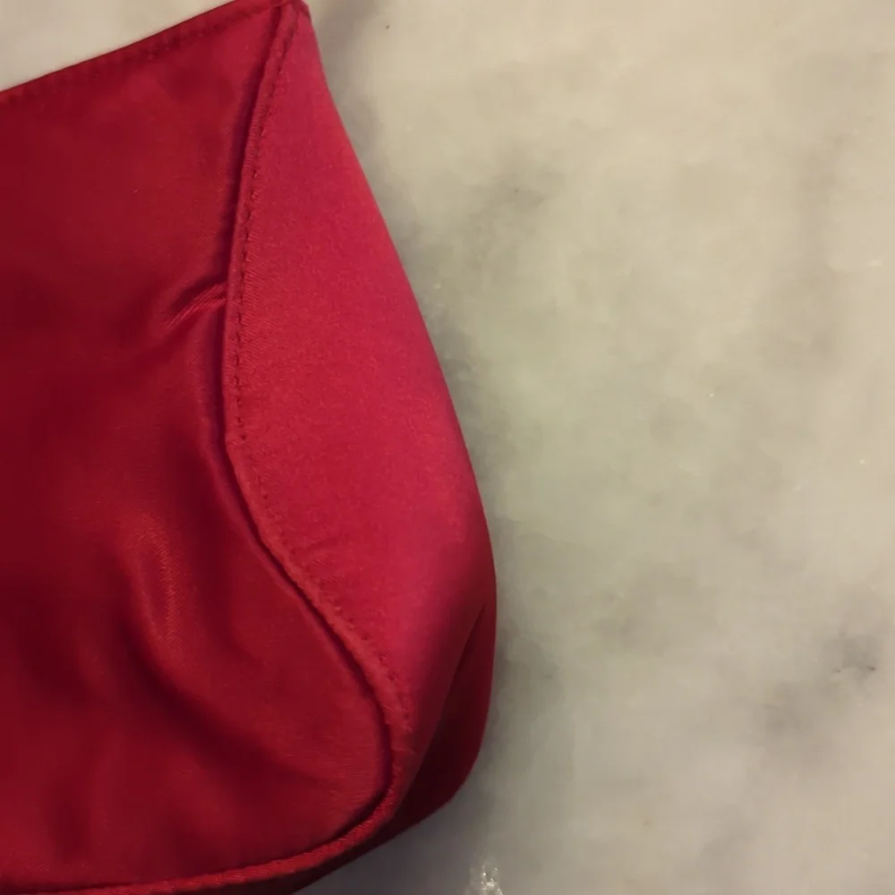 Vintage Valerie Stevens red satin Evening Bag With Jeweled Hardware - Picture 5 of 13